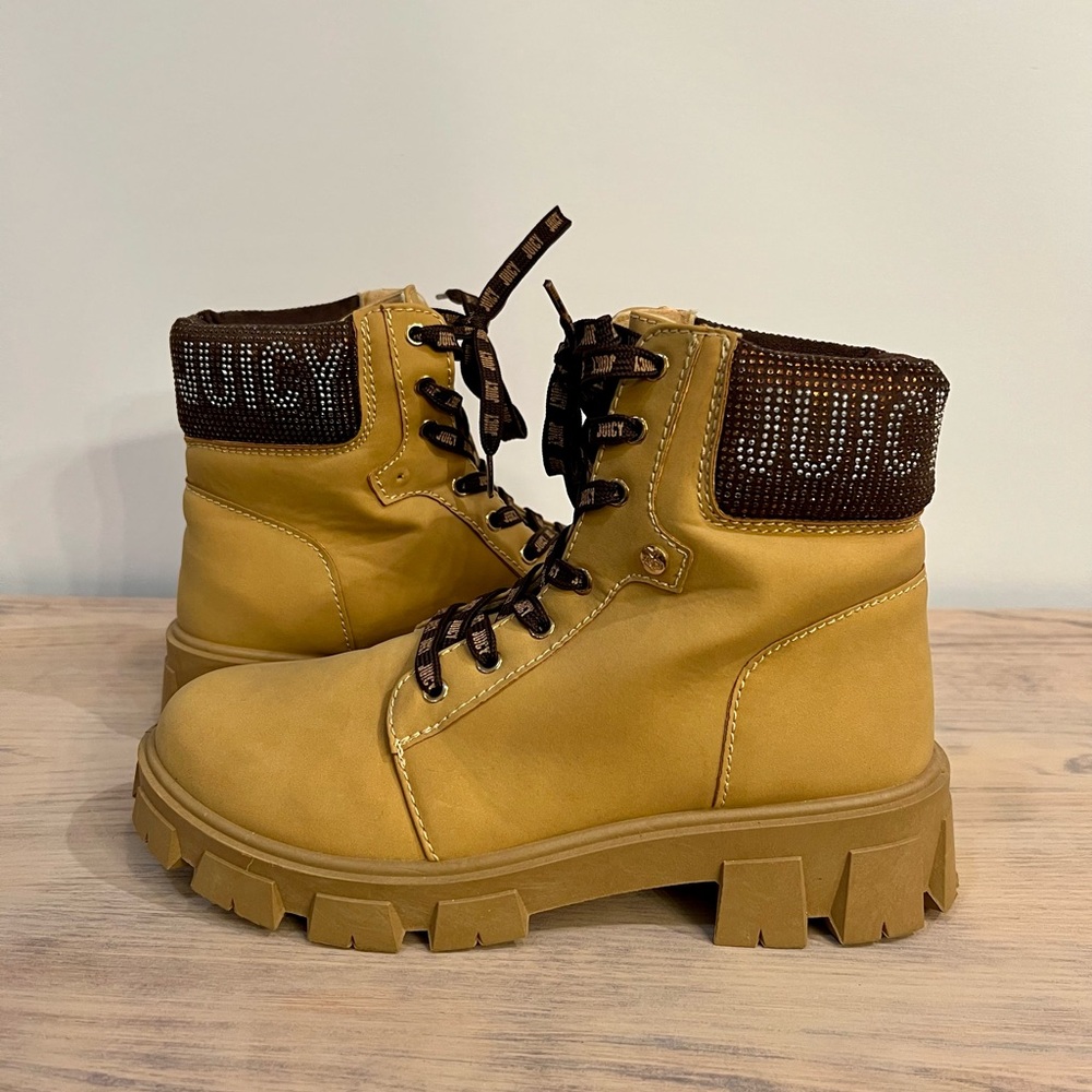 Juicy Couture NWT Juicy Jinger Honey
Boots - Picture 8 of 10